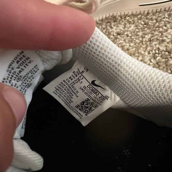 Nike Airforce 1 low ‘07- women’s size 6, good condition - Picture 4 of 5